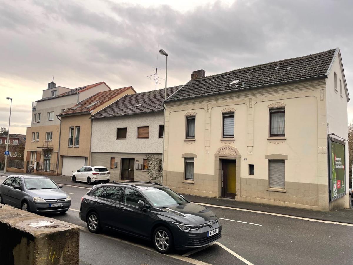 Bonn-Beuel Zentrale Ferienwohnung Mit Parkplaetzen Εξωτερικό φωτογραφία