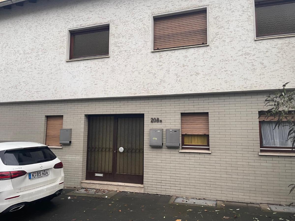 Bonn-Beuel Zentrale Ferienwohnung Mit Parkplaetzen Εξωτερικό φωτογραφία